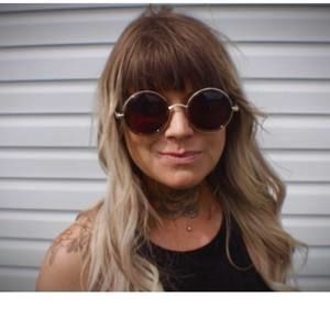 Meet your Posher, Dani